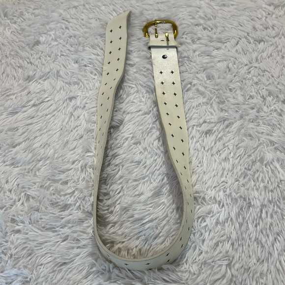 GOLDEN T Accessories - GOLDEN T Elegant White Leather Belt with Gold Buckle WOMENS SIZE 38